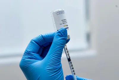 Lemon Shot fat dissolving injections for double chin and body contouring.